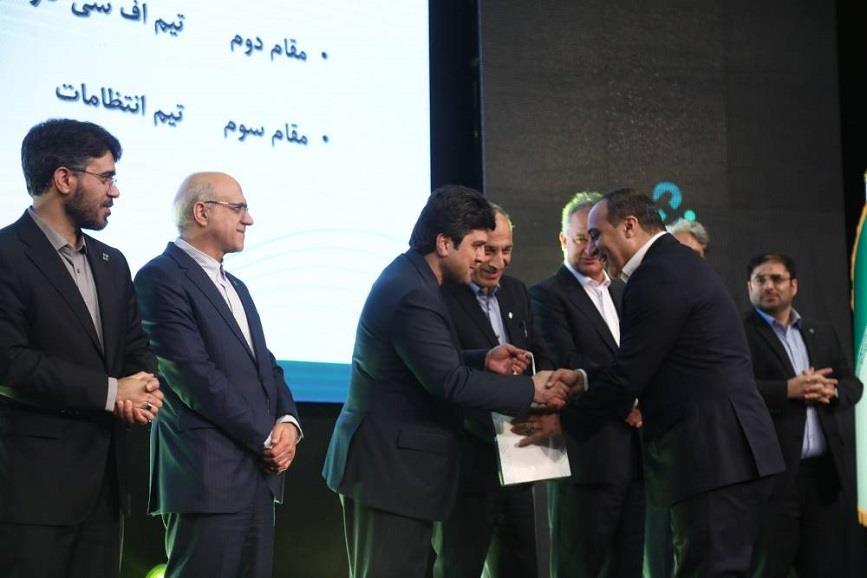 جشن 25 سالگی بانک کارآفرین